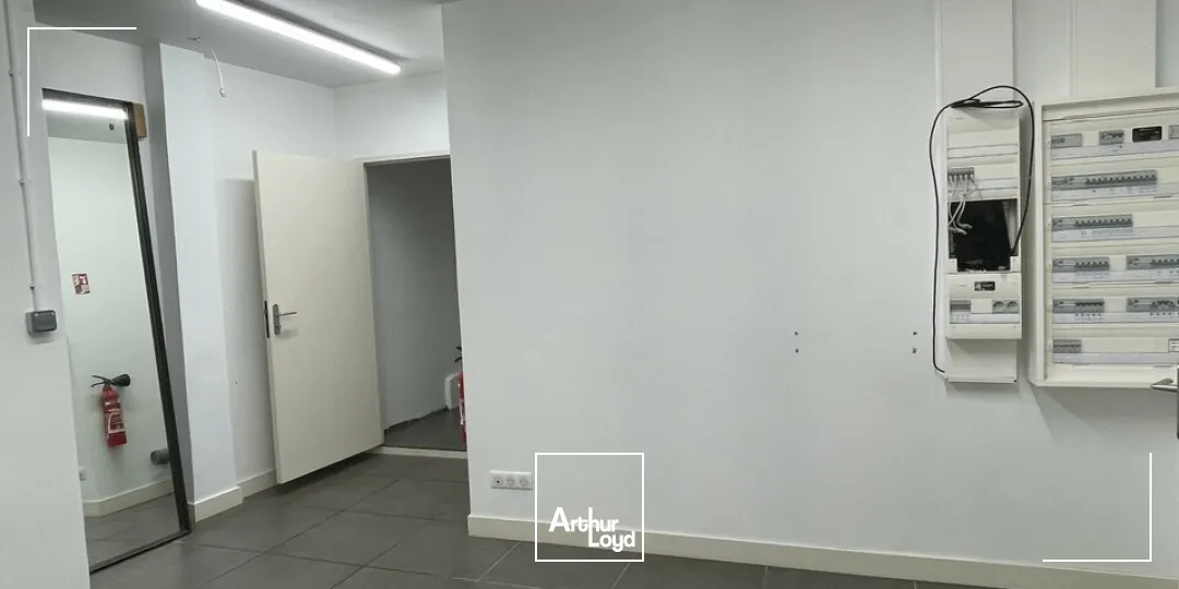 Locaux commerciaux - Location - REIMS - 51100 - 140-140 - 7615951