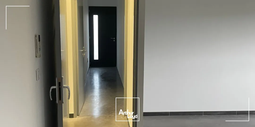 Bureaux - Location - GALLARGUES LE MONTUEUX - 30660 - 16.05-16.05 - 7616087