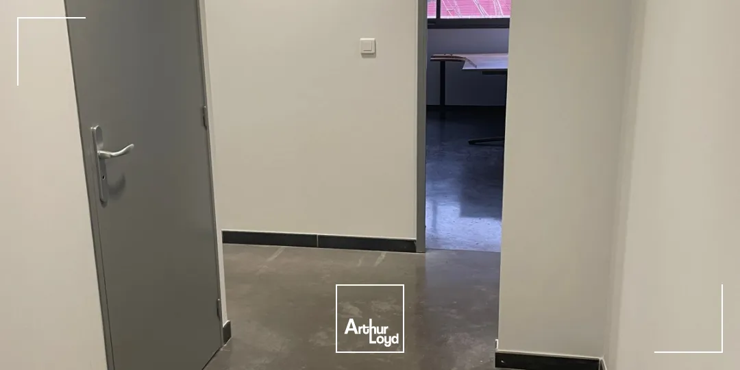 Bureaux - Location - GALLARGUES LE MONTUEUX - 30660 - 16.05-16.05 - 7616086