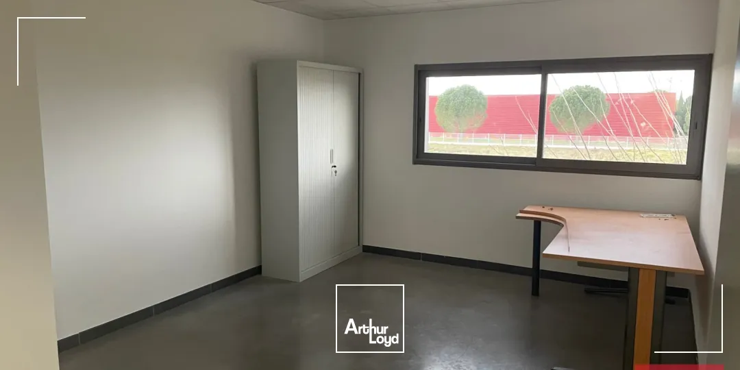 Bureaux - Location - GALLARGUES LE MONTUEUX - 30660 - 16.05-16.05 - 7616083