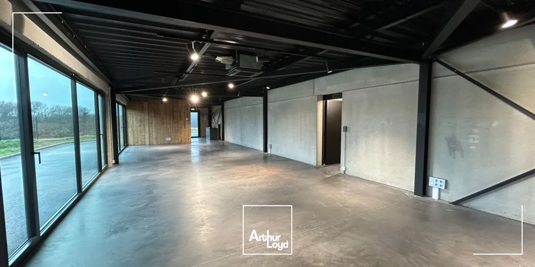 Locaux d'activité & Entrepôts - Location - SAINT NAZAIRE - 44600 - 390-390 - 7616189