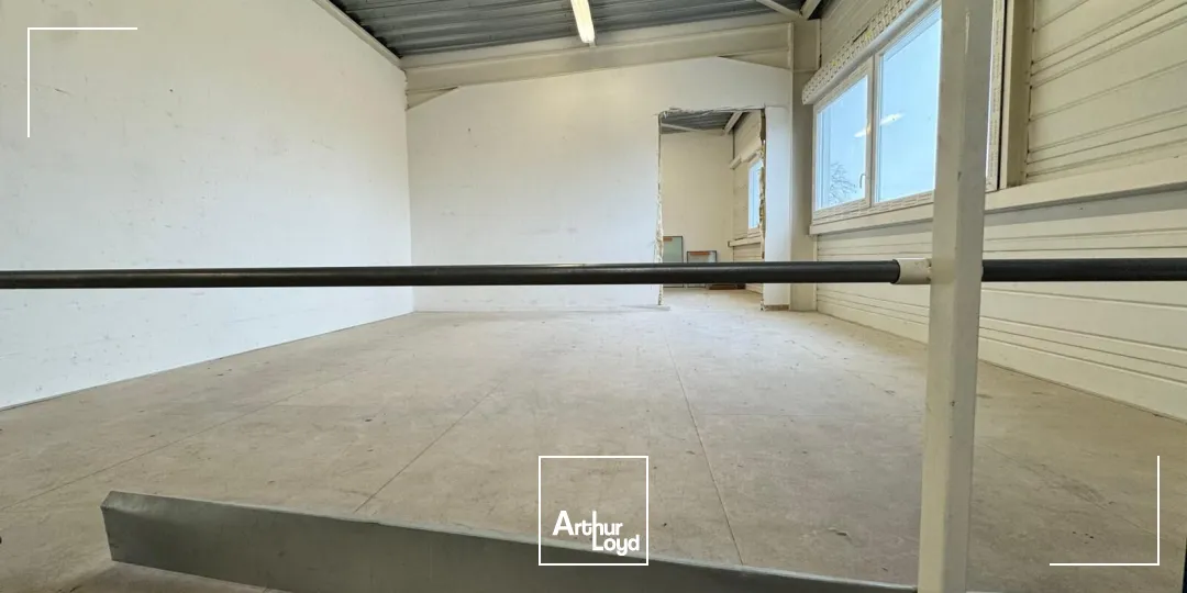 Locaux d'activité & Entrepôts - Vente - BOUFFEMONT - 95570 - 545-545 - 7616299