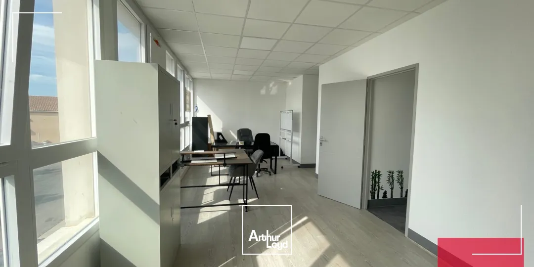 Locaux d'activité & Entrepôts - Location - VILLENEUVE LES MAGUELONE - 34750 - 40-330 - 7616910