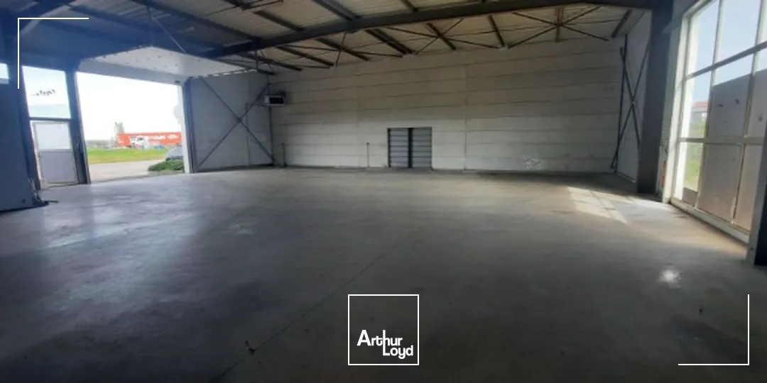 Locaux d'activité & Entrepôts - Vente - BOEN SUR LIGNON - 42130 - 583-583 - 7617047