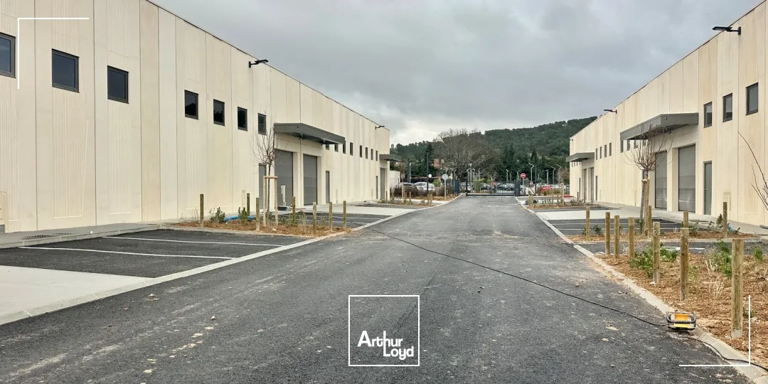 Locaux d'activité & Entrepôts - Location - LES PENNES MIRABEAU - 13170 - 202-205 - 7618560