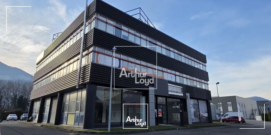 Locaux commerciaux - Location - SAINT EGREVE - 38120 - 245-245 - 7618705