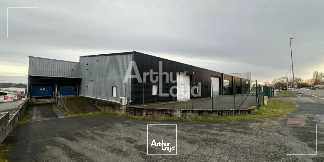 Locaux d'activité & Entrepôts - Vente - LAVAL - 53000 - 706-706 - 7619303