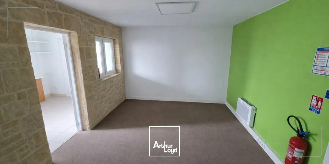 Locaux d'activité & Entrepôts - Location - LA CRECHE - 79260 - 320-320 - 7619321