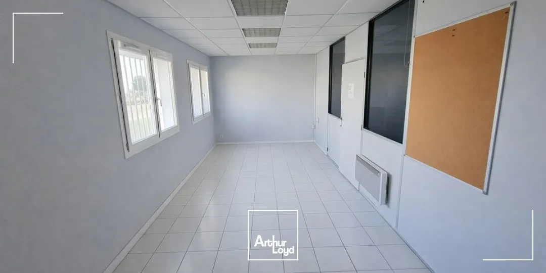 Locaux d'activité & Entrepôts - Location - LA CRECHE - 79260 - 190-190 - 7619322