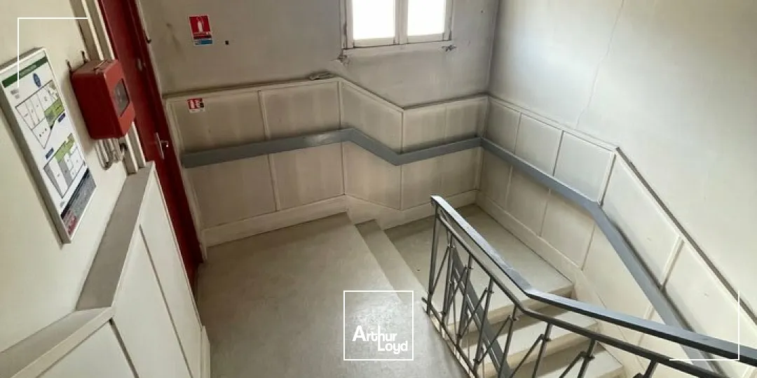 Locaux d'activité & Entrepôts - Vente - NIORT - 79000 - 522-522 - 7619344