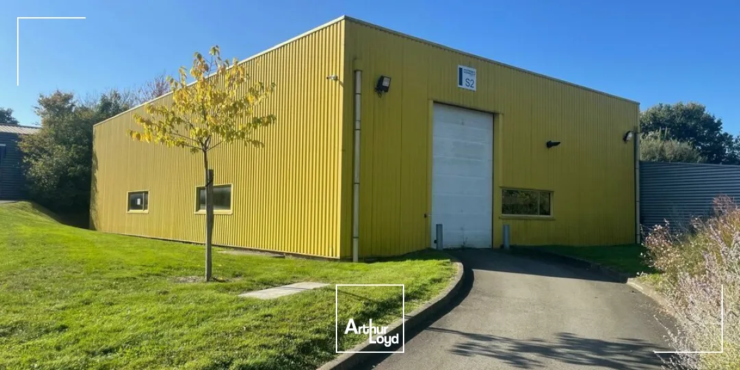 Locaux d'activité & Entrepôts - Vente - ESSARTS-EN-BOCAGE - 85140 - 900-900 - 7619330