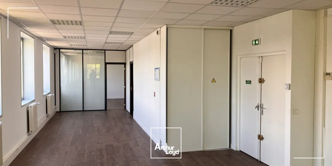 Locaux d'activité & Entrepôts - Location - VILLEPINTE - 93420 - 550-1160 - 7619854