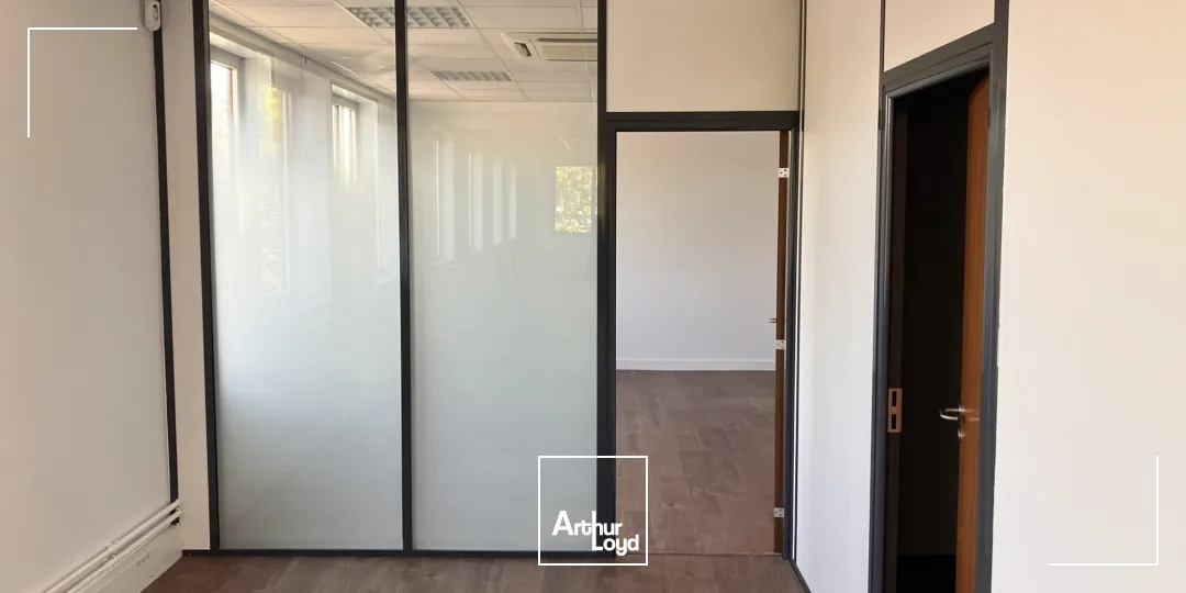 Locaux d'activité & Entrepôts - Location - VILLEPINTE - 93420 - 550-1160 - 7619855