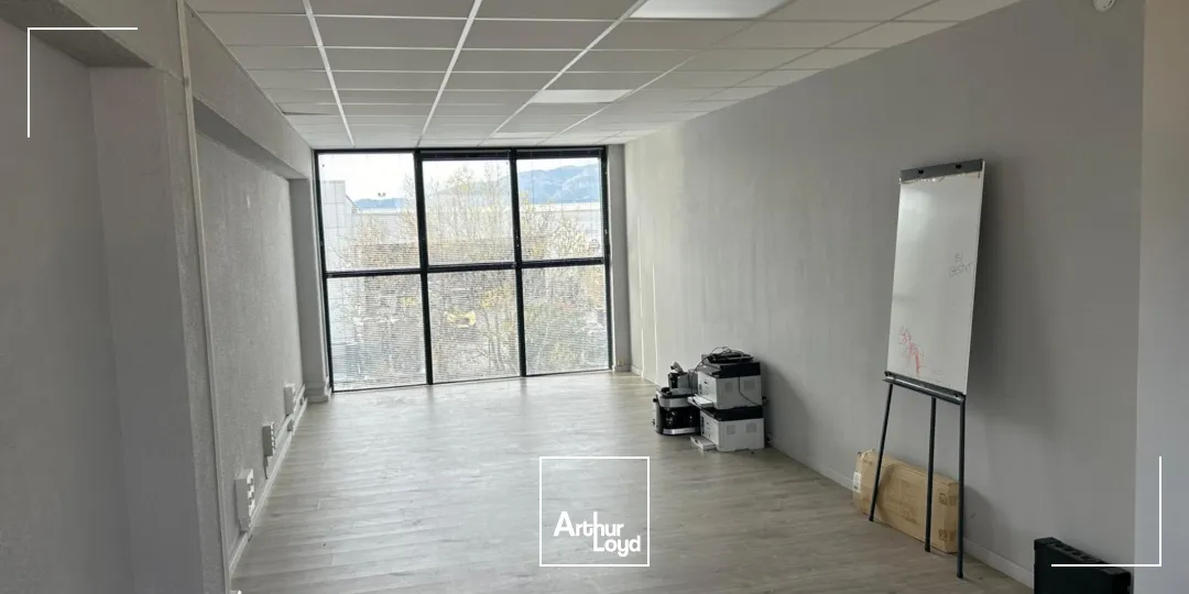 Bureaux - Location - AUBAGNE - 13400 - 141.51-141.51 - 7619892