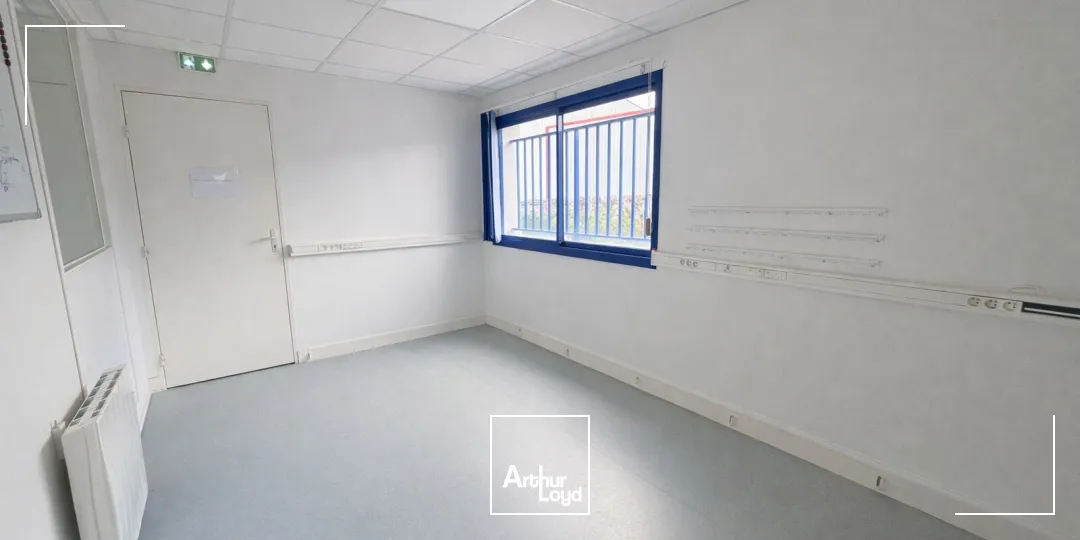 Locaux d'activité & Entrepôts - Location - SAINT JEAN DE BRAYE - 45800 - 320-320 - 7619955