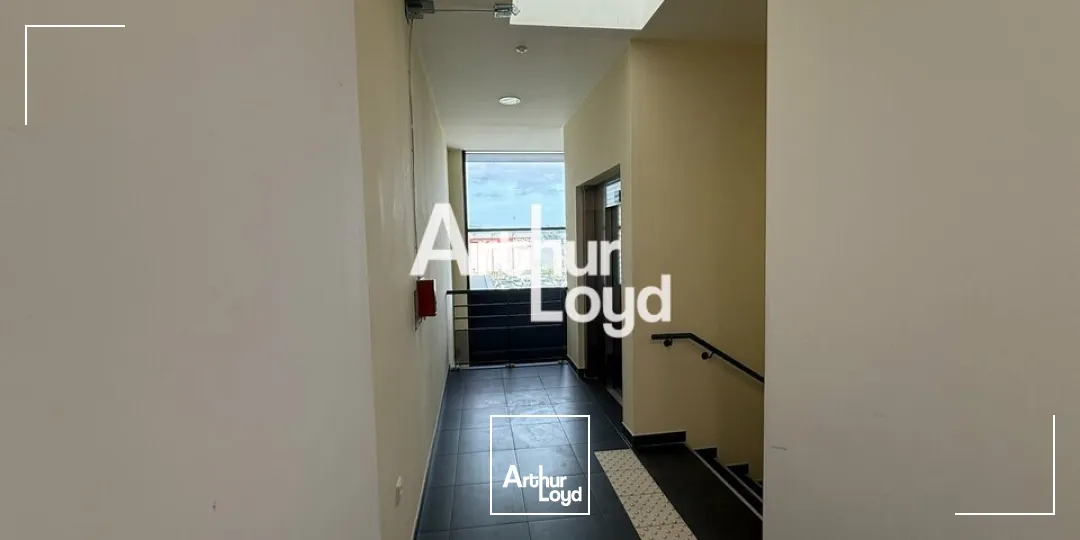 Bureaux - Location - FREJUS - 83600 - 56-56 - 7620151