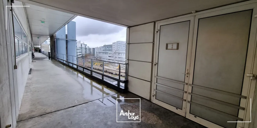 Locaux d'activité & Entrepôts - Location - PARIS - 75015 - 245.34-4186.68 - 7620751