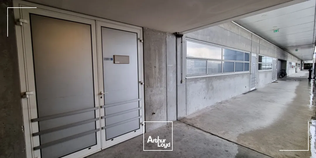 Locaux d'activité & Entrepôts - Location - PARIS - 75015 - 245.34-4186.68 - 7620756