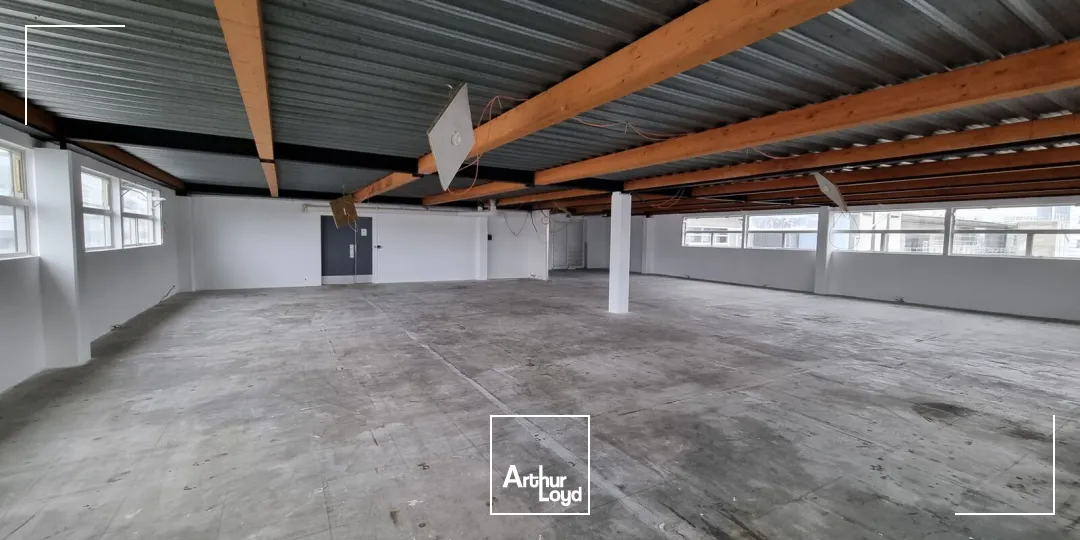 Locaux d'activité & Entrepôts - Location - PARIS - 75015 - 245.34-4186.68 - 7620755