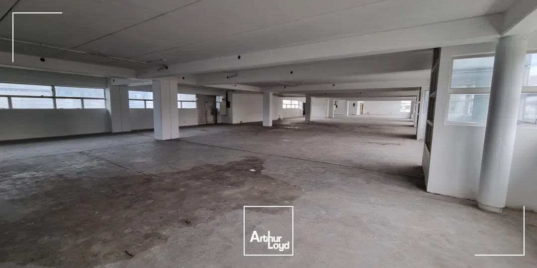 Locaux d'activité & Entrepôts - Location - PARIS - 75015 - 245.34-4186.68 - 7620764