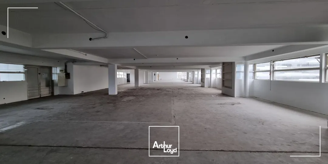 Locaux d'activité & Entrepôts - Location - PARIS - 75015 - 245.34-4186.68 - 7620766