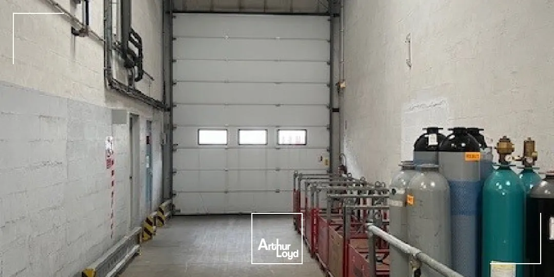 Locaux d'activité & Entrepôts - Location - BUC - 78530 - 5836-5836 - 7620783