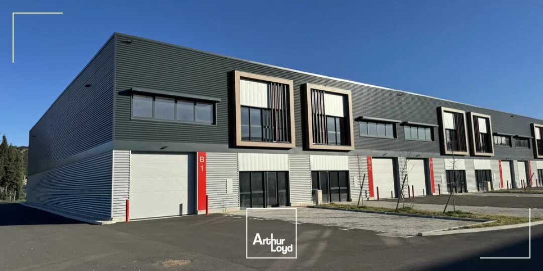 Locaux d'activité & Entrepôts - Location - VILLENEUVE-LÈS-AVIGNON - 30400 - 310-310 - 7621021