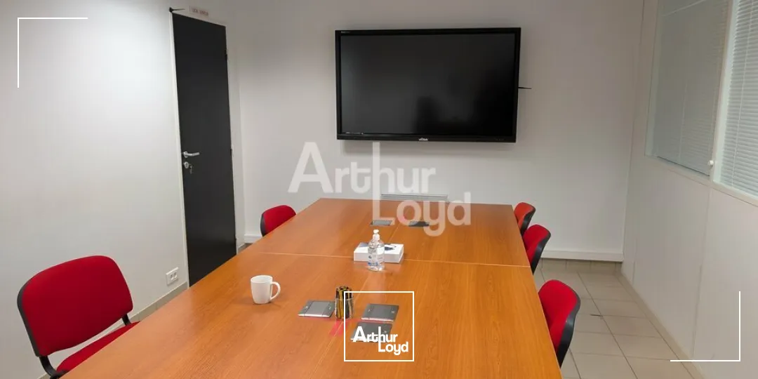 Locaux d'activité & Entrepôts - Location - LE RHEU - 35650 - 3000-3000 - 7621103