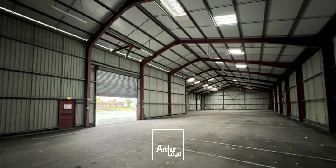 Locaux commerciaux - Location - CHÂTEAUBERNARD - 16100 - 1360-1360 - 7621269