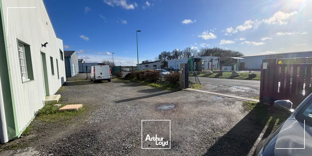 Locaux d'activité & Entrepôts - Location - LE PALLET - 44330 - 361-361 - 7621301