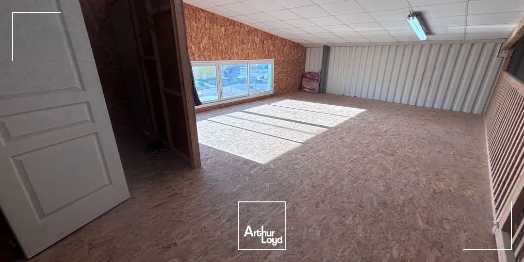 Locaux d'activité & Entrepôts - Location - LE PALLET - 44330 - 361-361 - 7621305