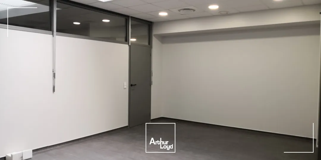 Bureaux - Location - ROANNE - 42300 - 120-120 - 7621982