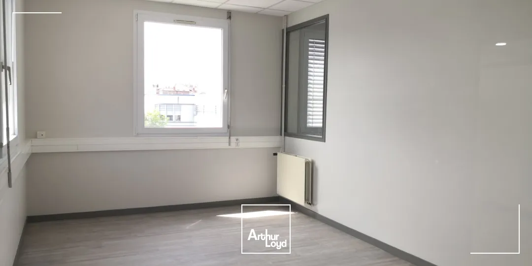 Bureaux - Location - ROANNE - 42300 - 120-120 - 7621986