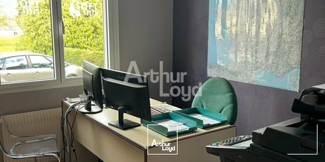 Bureaux - Location - CHÂTEAUBOURG - 35220 - 131-131 - 7622092