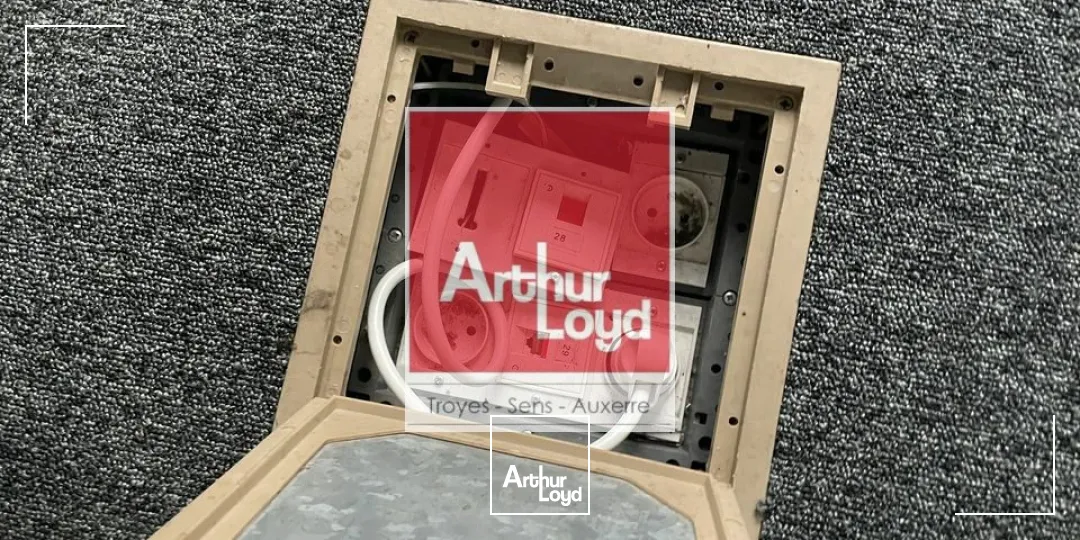 Bureaux - Vente - SAINT-CLÉMENT - 89100 - 294.2-294.2 - 7622151