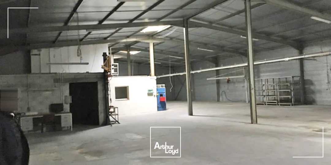 Locaux d'activité & Entrepôts - Vente - VINASSAN - 11110 - 700-700 - 7622588