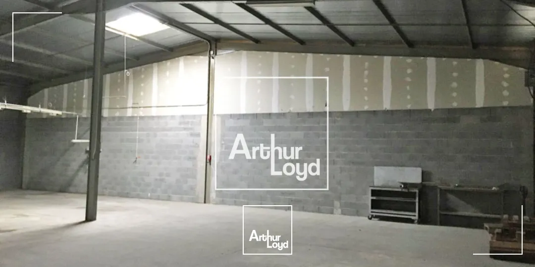 Locaux d'activité & Entrepôts - Vente - VINASSAN - 11110 - 700-700 - 7622596