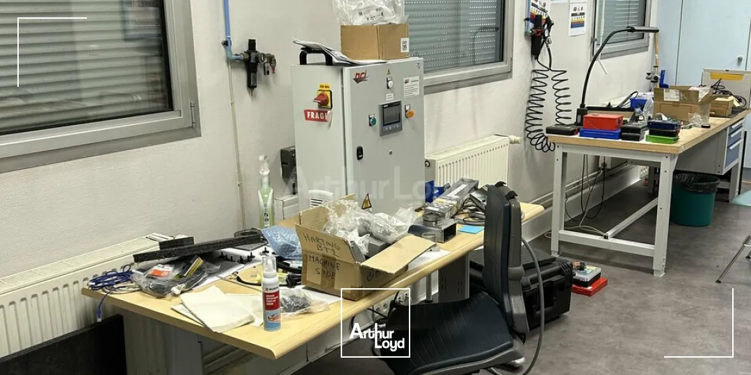 Locaux d'activité & Entrepôts - Vente - SAINT-LOUIS - 68300 - 1100-1100 - 7623764