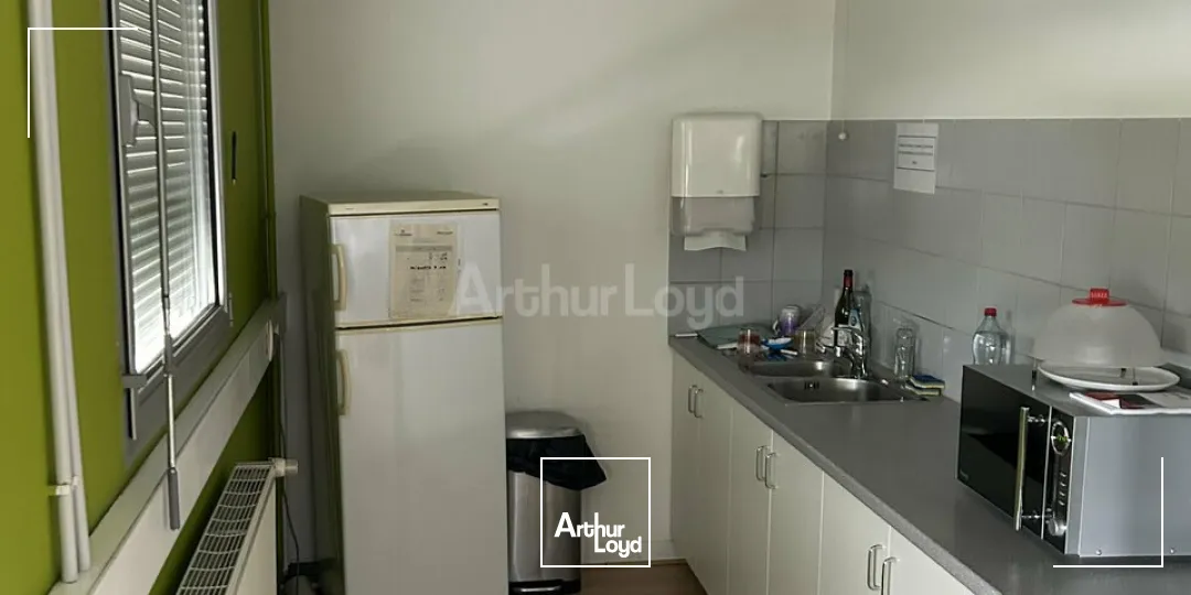 Locaux d'activité & Entrepôts - Vente - SAINT-LOUIS - 68300 - 1100-1100 - 7623765