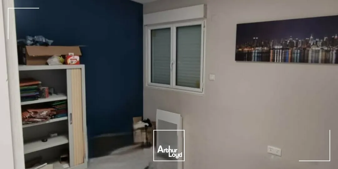 Locaux d'activité & Entrepôts - Vente - SAINT GEORGES LES BAILLARGEAUX - 86130 - 209-209 - 7623800