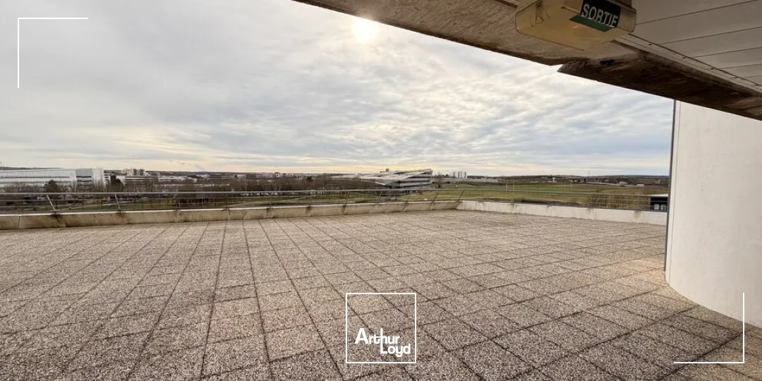 Bureaux - Location - CHASSENEUIL DU POITOU - 86360 - 242-242 - 7623810