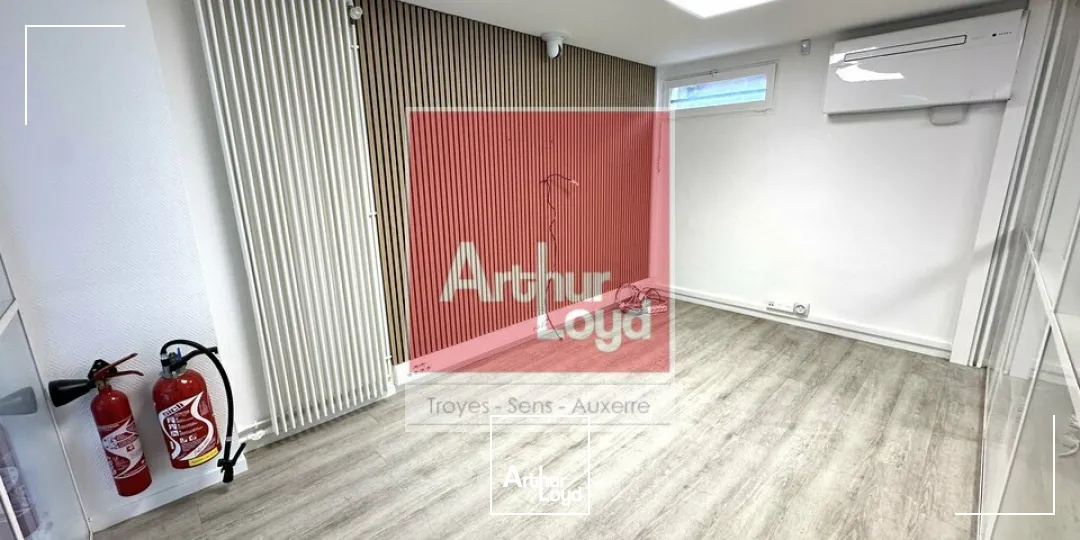 Locaux commerciaux - Location - TROYES - 10000 - 79-79 - 7624135