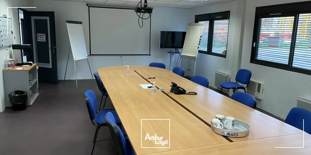 Locaux d'activité & Entrepôts - Vente - LAIGNEVILLE - 60290 - 766-766 - 7624348