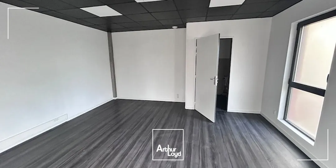 Locaux d'activité & Entrepôts - Location - BOURG EN BRESSE - 01000 - 167-167 - 7624363