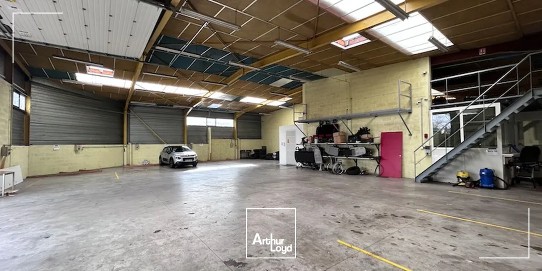 Locaux d'activité & Entrepôts - Location - VIRIAT - 01440 - 500-500 - 7624365