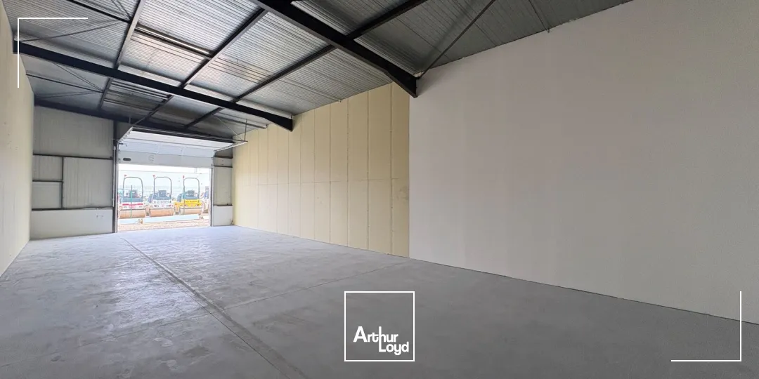 Locaux d'activité & Entrepôts - Location - SAINT JEAN DE LA RUELLE - 45140 - 152-152 - 7624513