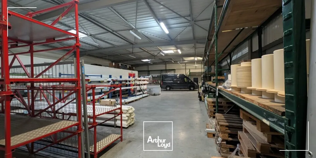 Locaux d'activité & Entrepôts - Location - BRISSAC LOIRE AUBANCE - 49320 - 850-850 - 7625253