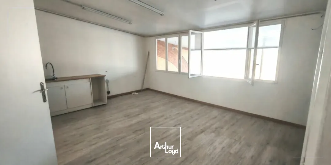 Locaux d'activité & Entrepôts - Location - CORMONTREUIL - 51350 - 140-140 - 7625271