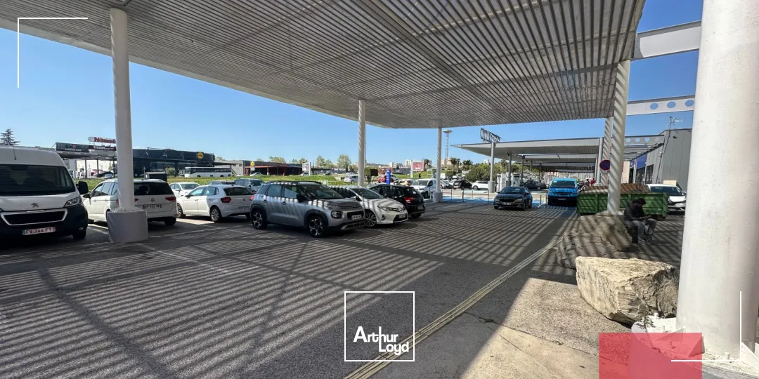 Locaux commerciaux - Location - NIMES - 30900 - 345-1155 - 7626003