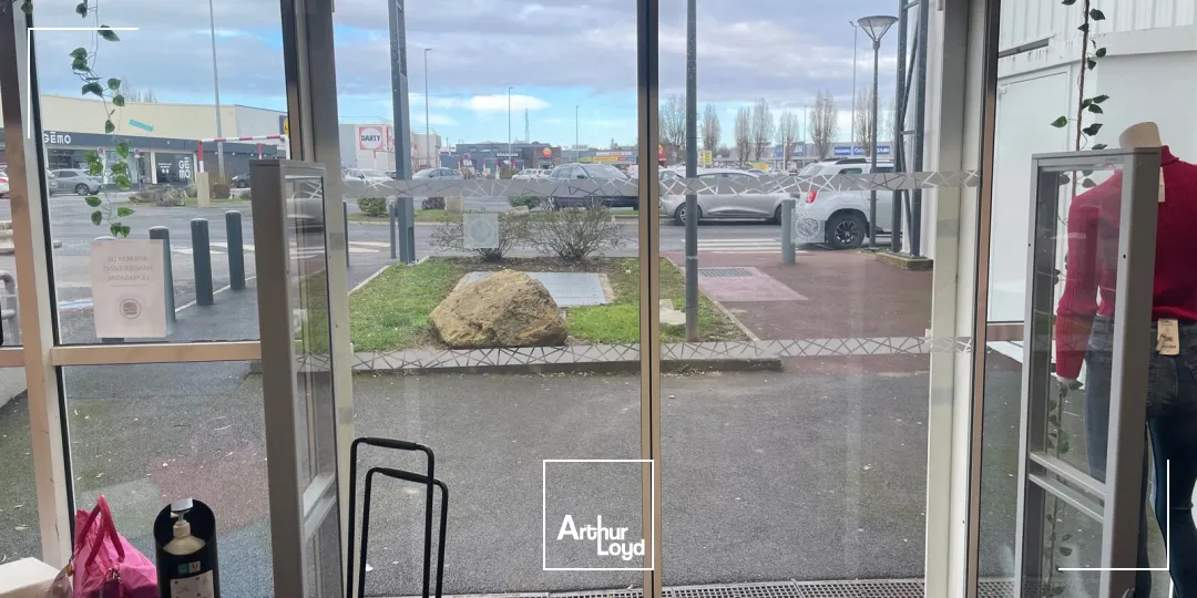 Locaux commerciaux - Location - VENETTE - 60280 - 332-332 - 7626333